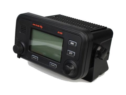 em-trak A100, AIS transponder klase A sa zaslonom