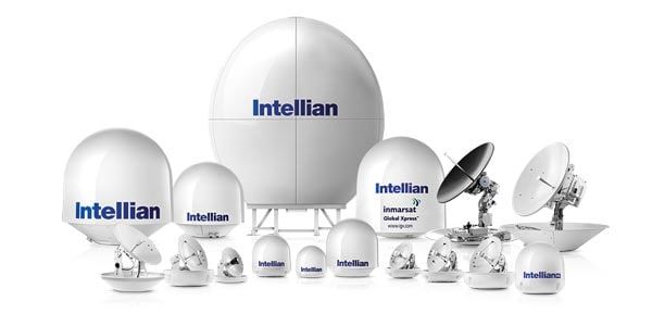 Intellian satelitske antene različitih veličina, pod kupolom i bez nje